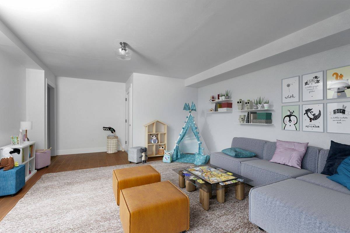 This beautifully renovated three family home is a rare and ideal turnkey property with private parking in sought after Fort Greene.