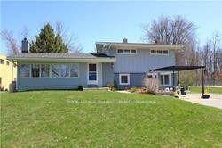 Custom Built Side split Backs Onto 410 Ft Treed Lot At Trulls amp ; Hwy 2.