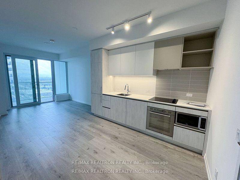Luxury Living At Transit City 5 With This Stunning 1 Bedroom Condo.