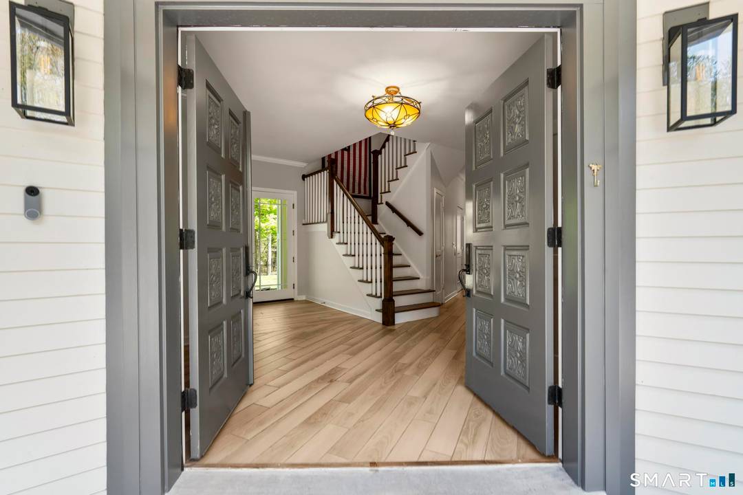 Welcome to 3080 Sturges set on 2.