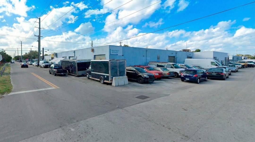 Opportunity to acquire a warehouse in one of Fort Lauderdale's most desirable industrial pockets.