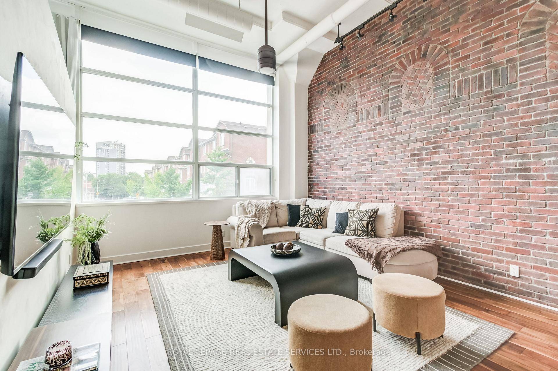This reimagined 1930s Art Deco yarn factory, blends authentic, raw, industrial character with modern design.