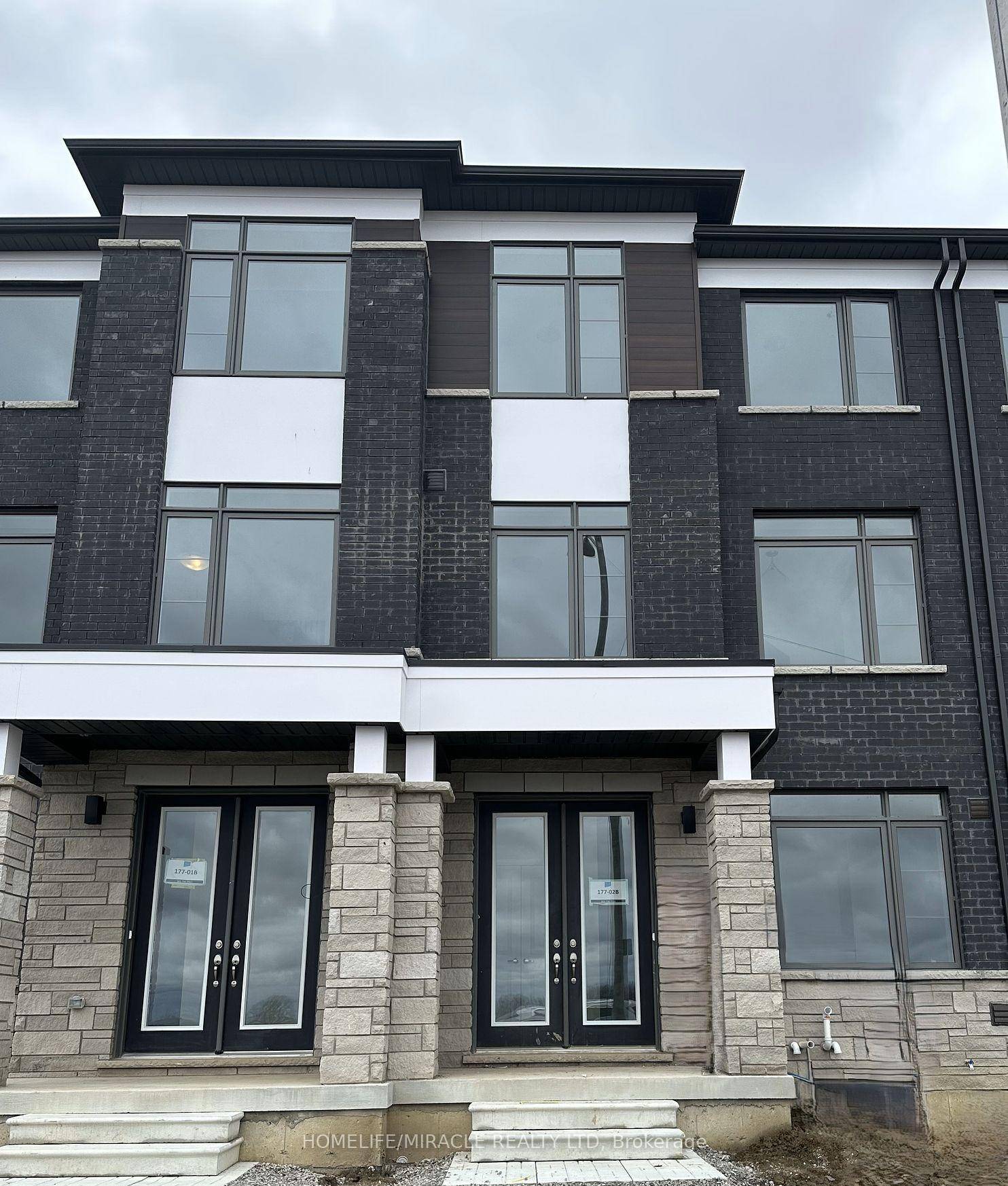 Welcome to this bright and spacious 1 year old townhouse, beautifully upgraded with Level 2 and Level 3 finishes, offering a total of 4 parking spots 2 in the garage ...