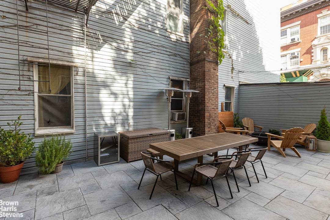 317 Manhattan Ave A Williamsburg Backyard Oasis !
