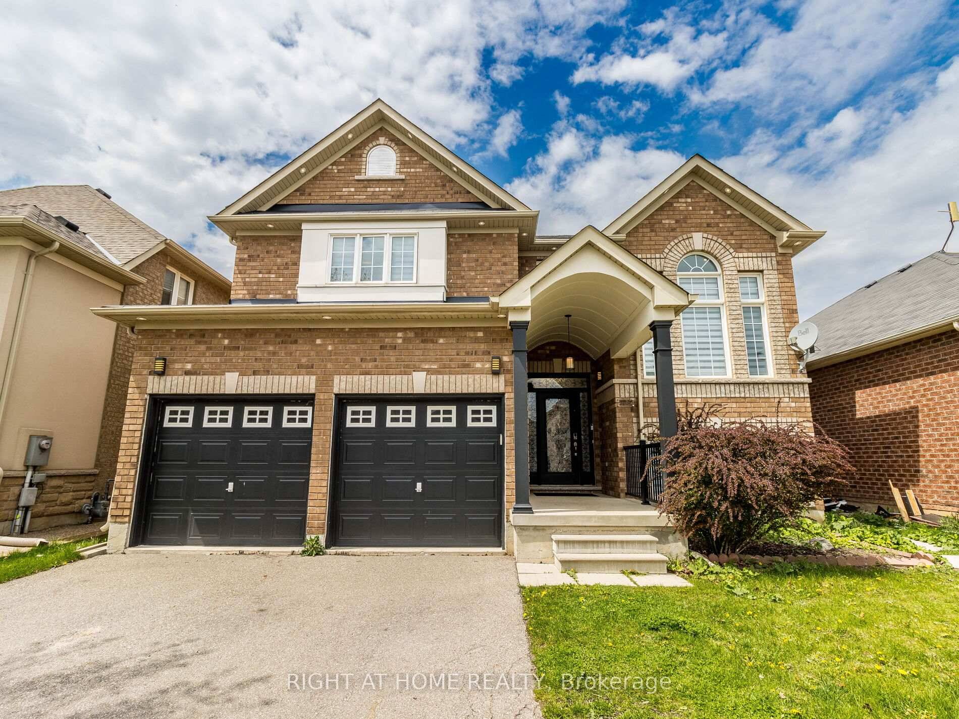 Welcome to 612 Serafini Crescent !