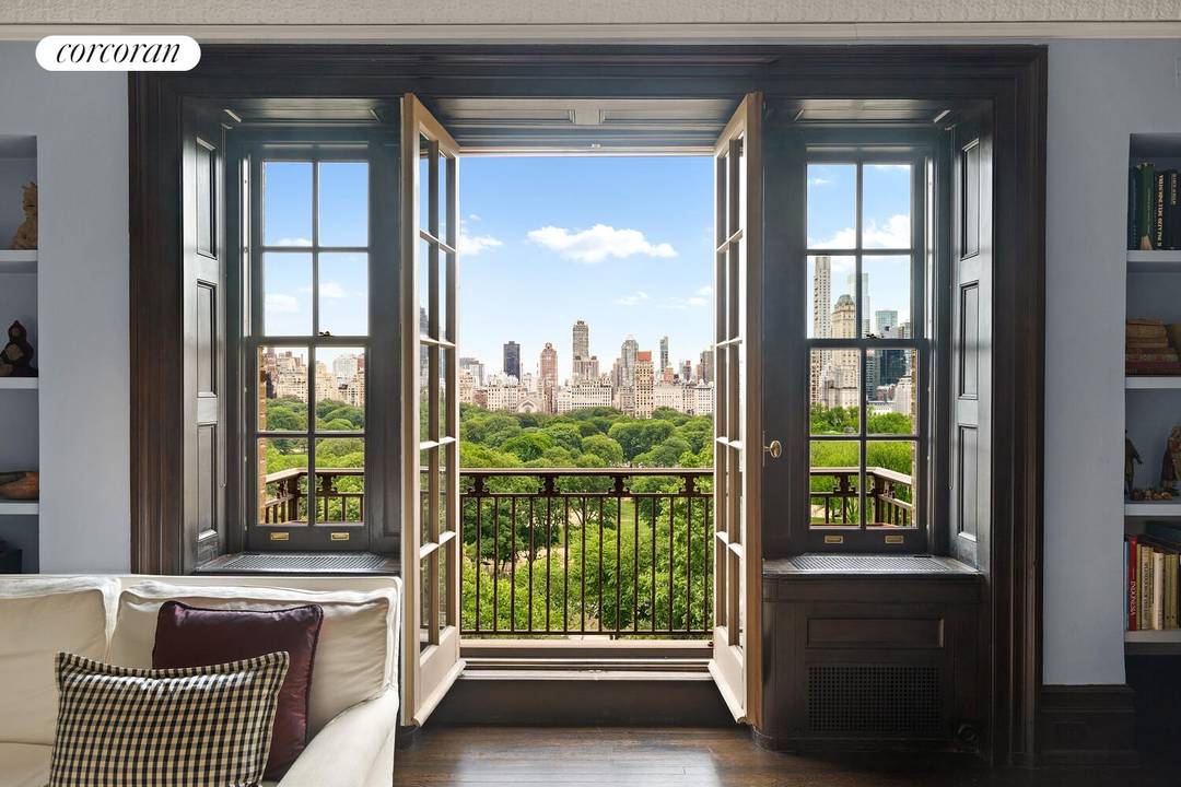 DIRECT CENTRAL PARK VIEWS FROM THIS RARE PW PENTHOUSE AT ICONIC HARPERLEY HALL CONVERTIBLE 3B 41 CENTRAL PARK WEST 1 WEST 64 ST 12A Perched atop the iconic Harperley Hall, ...