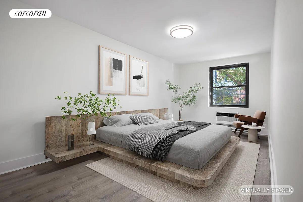 HAPPY AND BRIGHT ! The largest of the 2 BR lines in West Village Houses, 158 Bank Street, 3B offers stunning luminosity and views, given the South Exposure over the ...