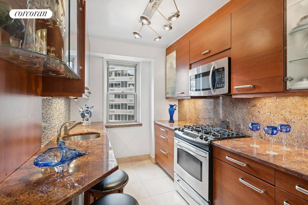 Enjoy Sutton Place CONDO living at The Revere !