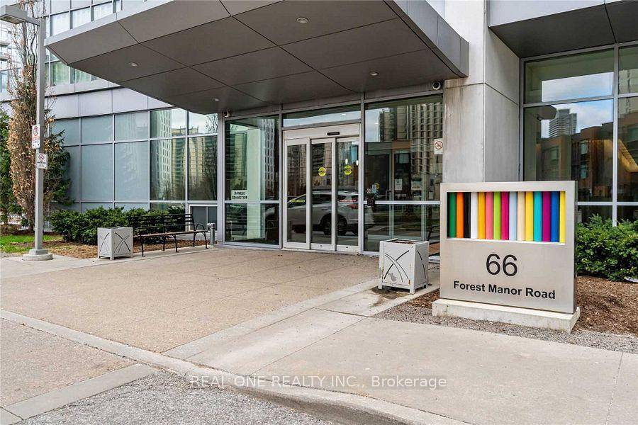 Great Location, In The Elegant Emerald City Condo Complex.