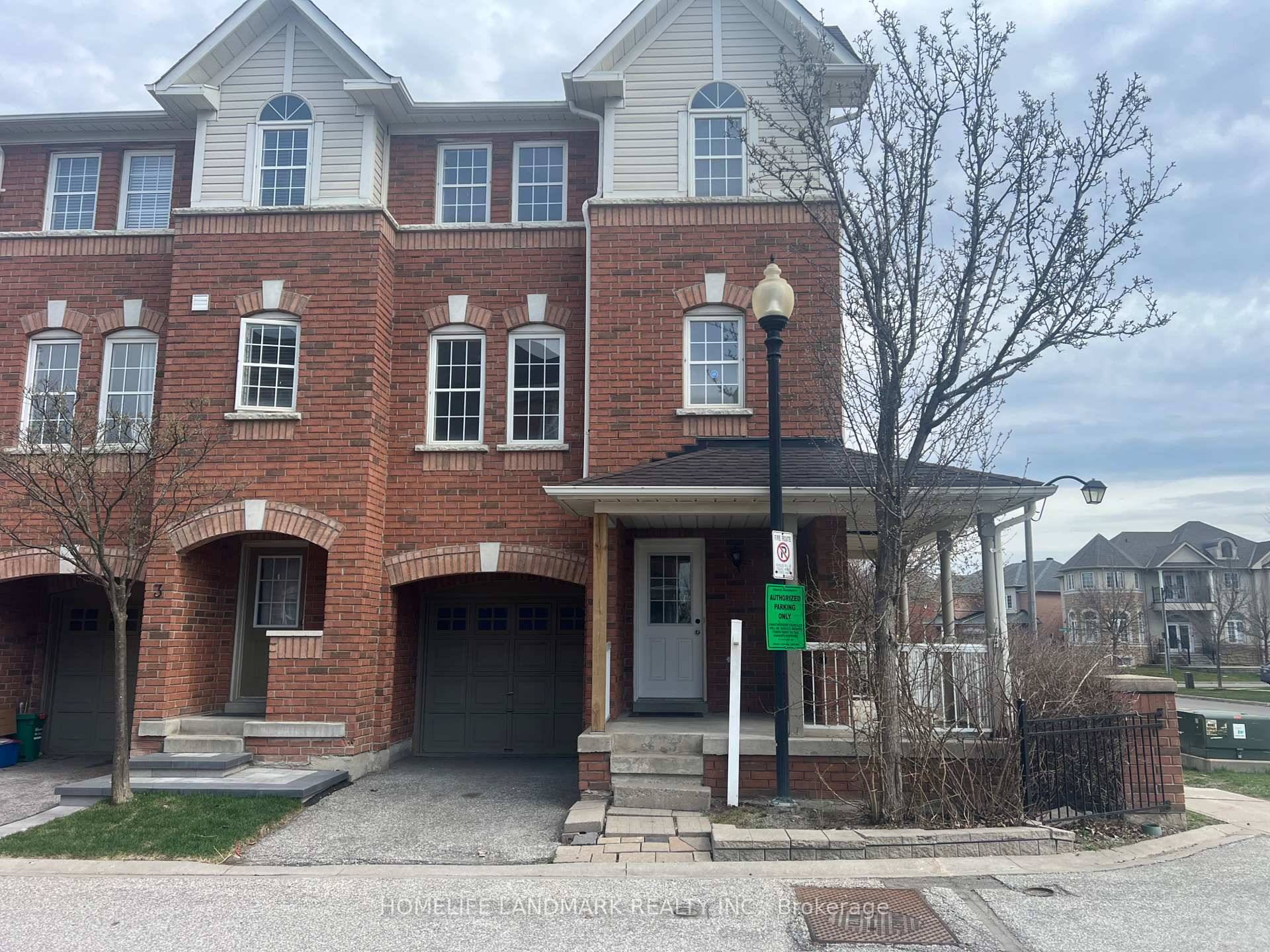 Bright And Spacious End Unit Condo Townhouse In Prime South Unionville High Demand Area.