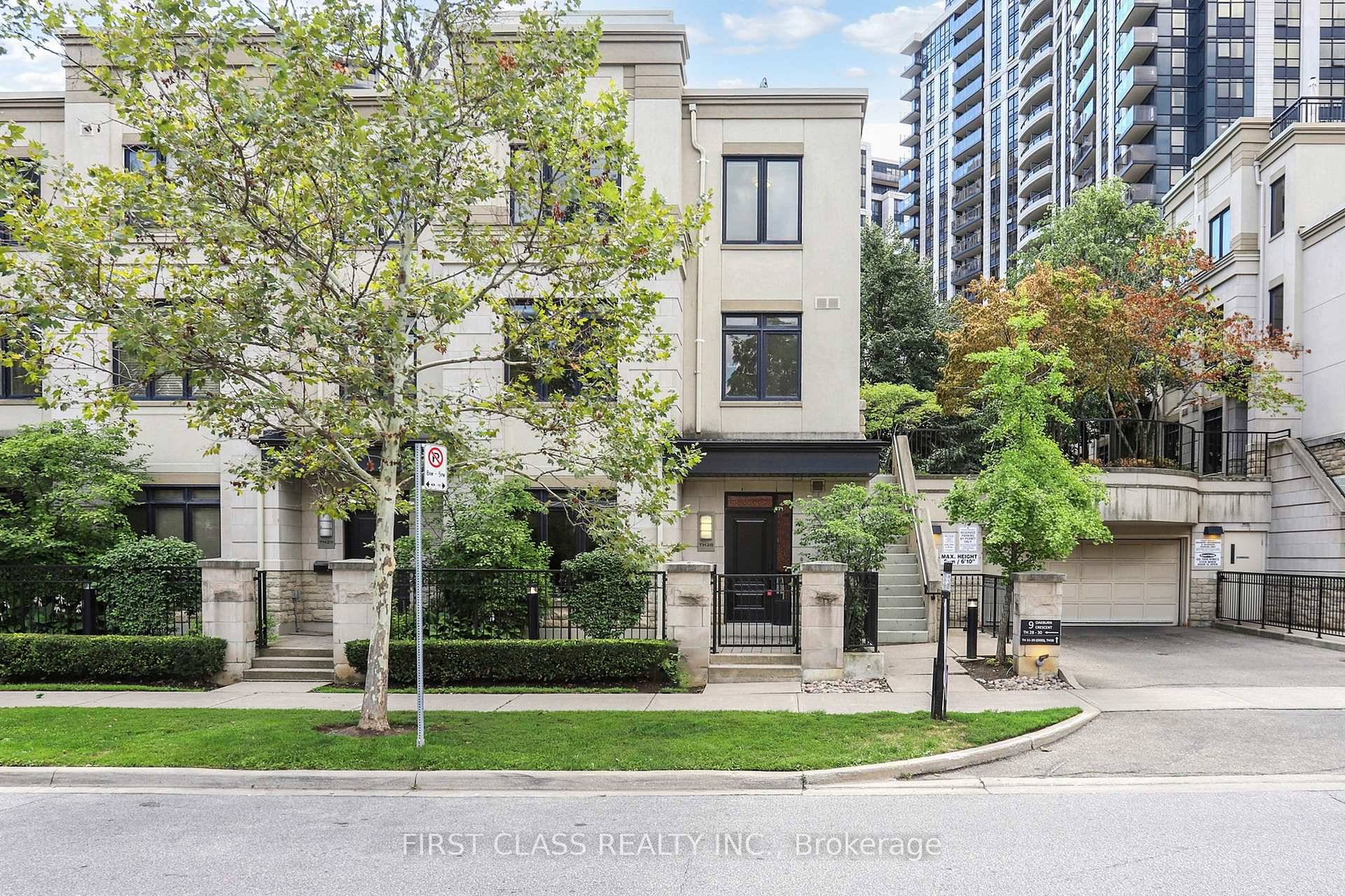 Welcome to the Renown Tridel Built end unit Townhouse located at the heart of North York Willowdale East !