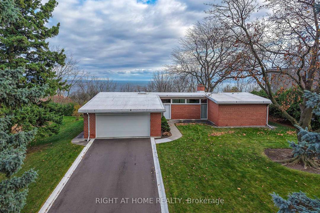 Character amp ; Charm in the Scarborough Bluffs Frank Lloyd Wright Inspired Bungalow on a 100 x 284 Foot Lot !