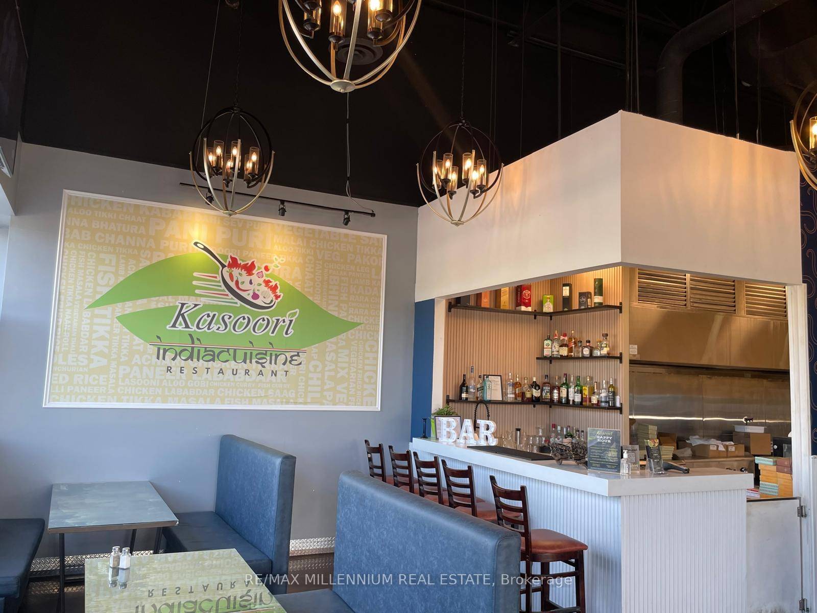 Discover this well established fine dining restaurant in a bustling high traffic plaza at the prime intersection of Islington Ave amp ; Rutherford Rd in Woodbridge Vaughan, anchored by major ...
