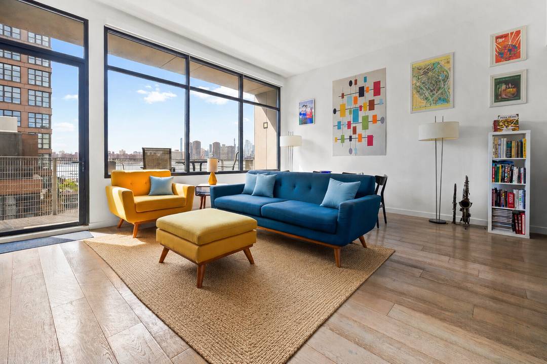 This is a corner condominium at The Gibraltar in one of Greenpoint's best waterfront pockets.