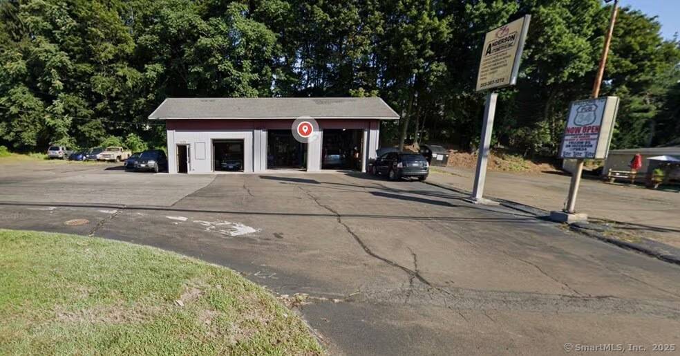 Auto Friendly Commercial Space for Lease 449 Derby Avenue, West Haven Now available a 1, 500 SF commercial building on a spacious half acre lot, ideal for auto repair, sales, ...