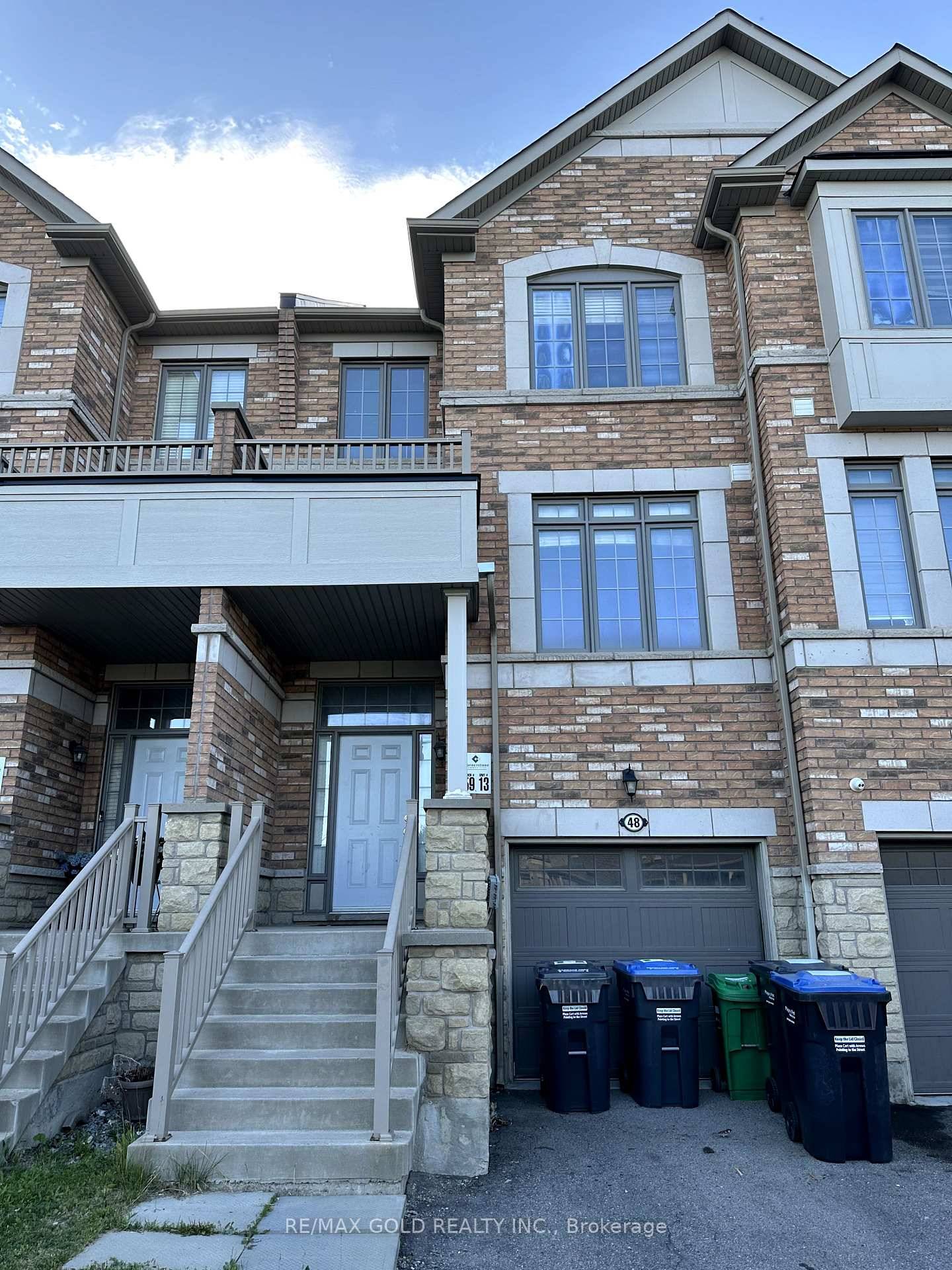 A Beautiful 3 Story Townhome For Lease 1720 Sq Ft.
