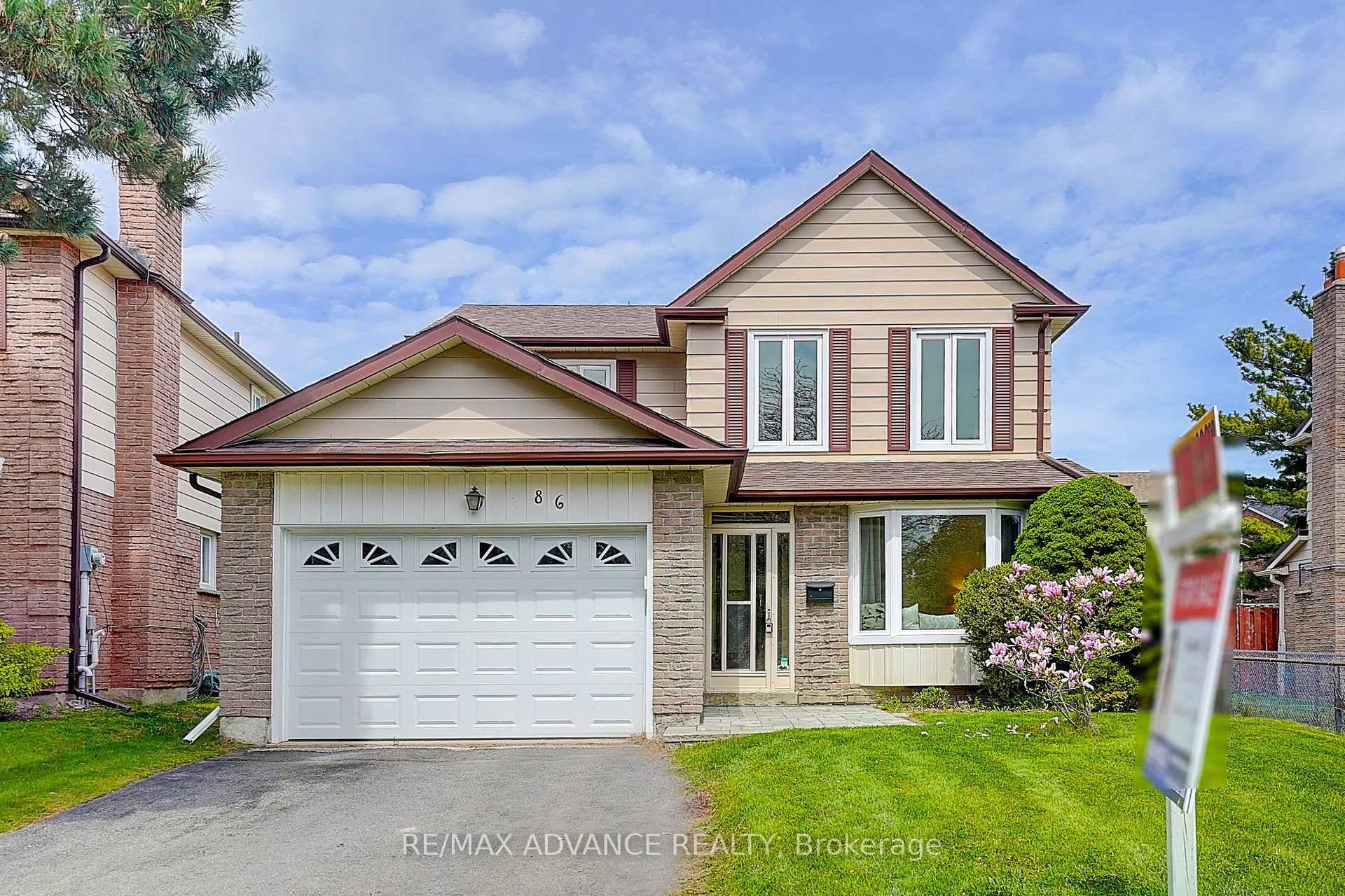 A well maintained and quality constructed Monarch Detached House in the Heart of Scarborough !