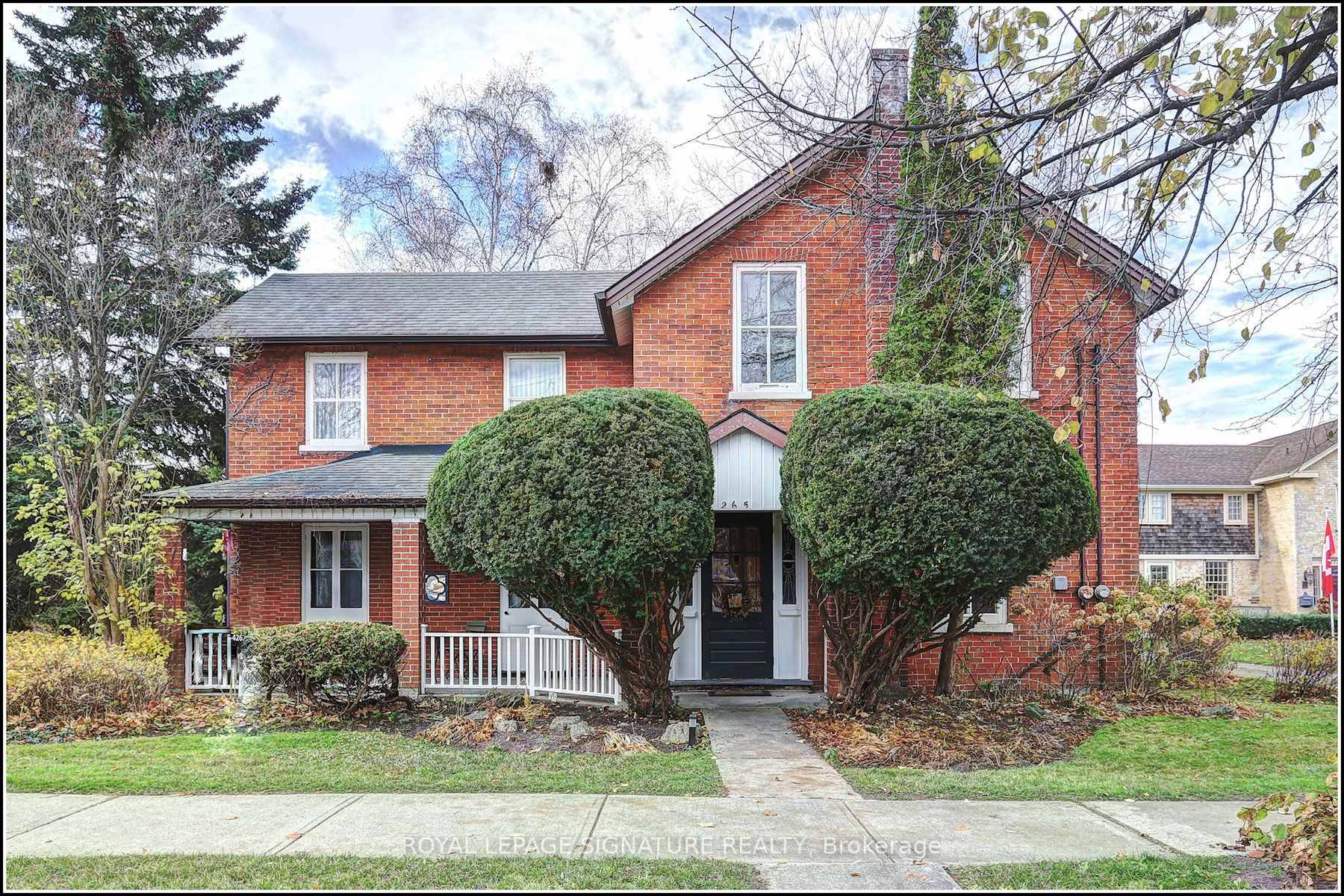 Classic, updated two storey, One bed corner suite in a well maintained and charming character Triplex only a few steps from Cobourg's famous beach and downtown !