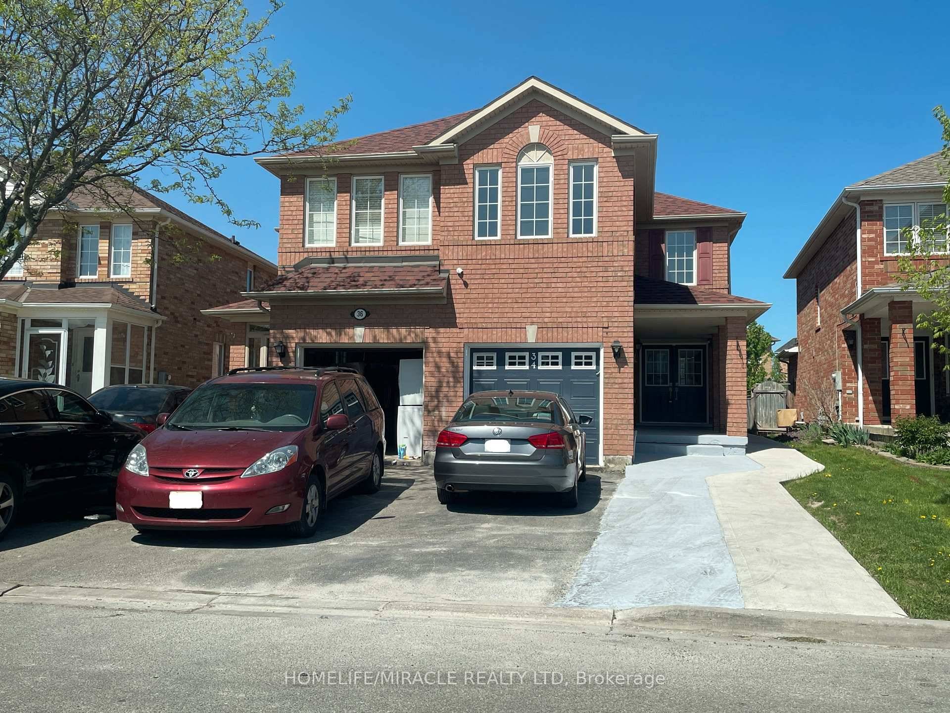 Gorgeous 4 Bedrooms and 3 Washrooms Semi Detached House !