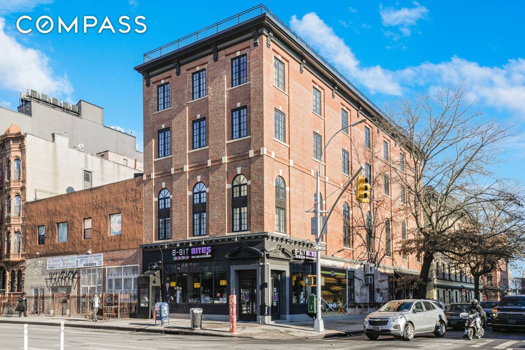 Welcome to 535 Dekalb in the heart of Prime Bedford Stuyvesant off Bedford Avenue.