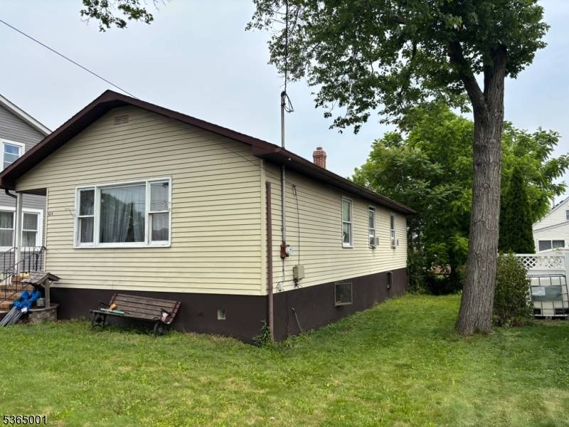 REDUCED ! ! ! This 3 bedrooms ranch home is set in a great location, it's being sold as is and is priced to sell fast, the investment potential is ...
