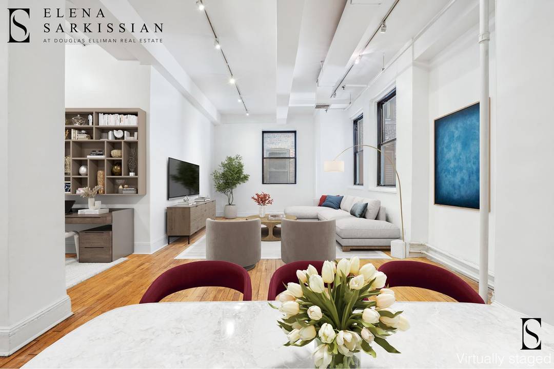 LOCATION AND VALUE IN BROOKLYN HEIGHTS !