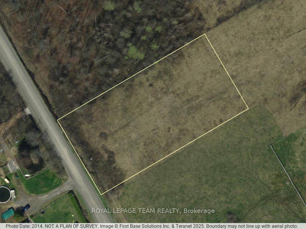At slightly under an acre, this building lot is one of the most economical lots currently available at this size.