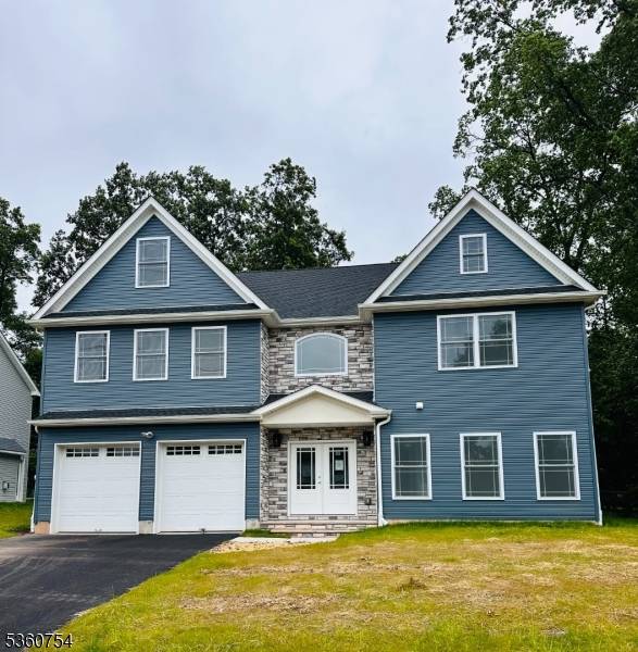Brand New Construction 4 Bed 3.