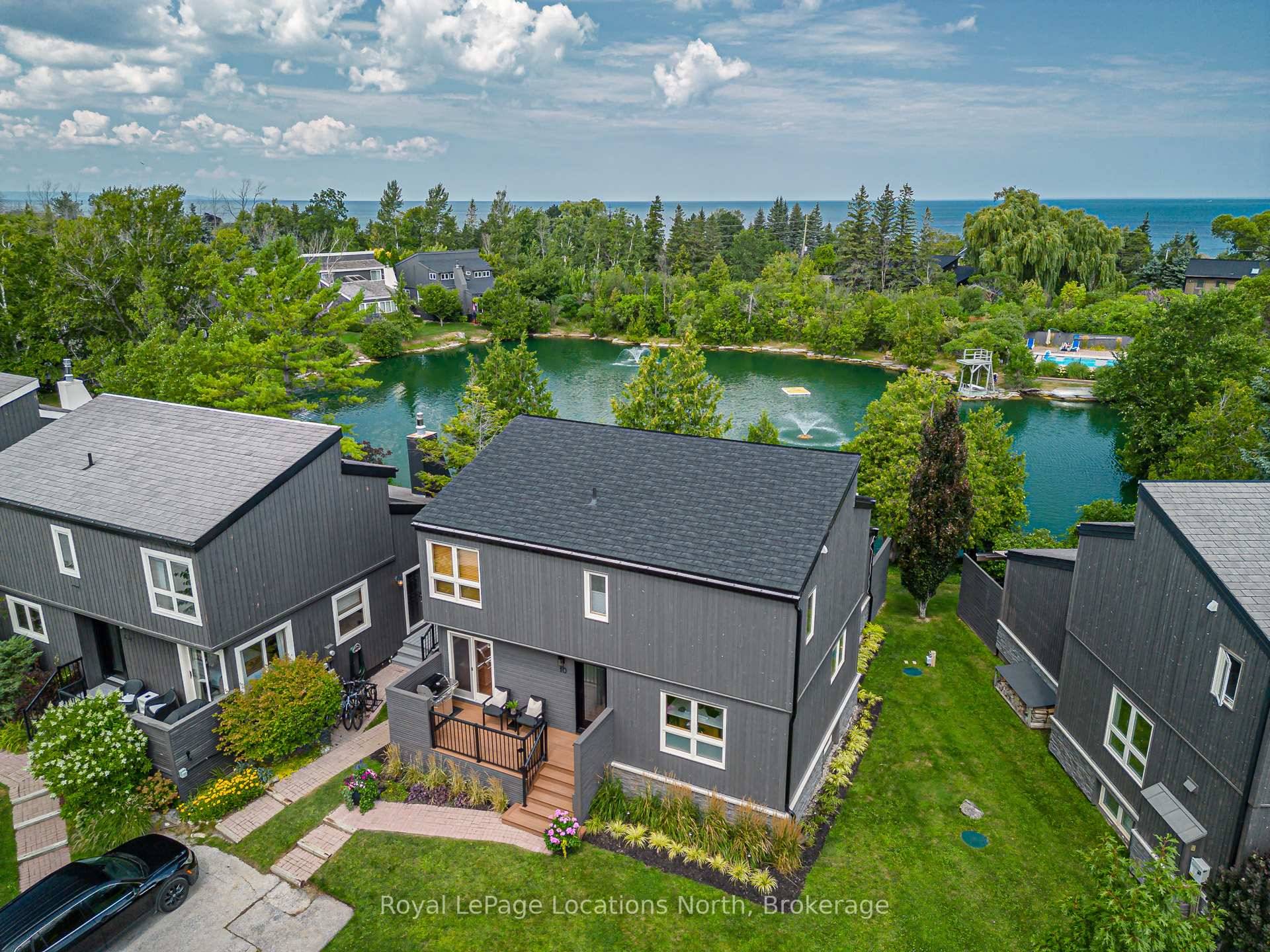 Set within the natural surroundings of the Town of Blue Mountains lies Hidden Lake a sought after enclave for those seeking a setting that balances natural beauty with refined amenities.