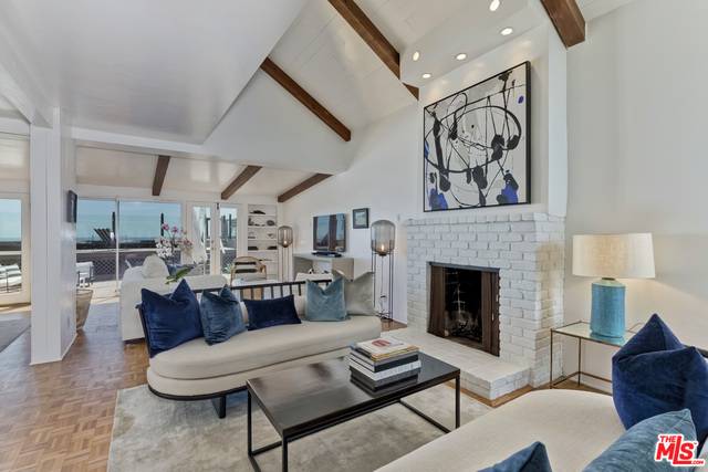 23350   Malibu Colony Rd Malibu LA