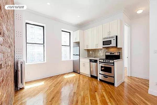 Bright Sunny renovated 3 bed 1bath located 5 flights up in a well maintained pre war building.