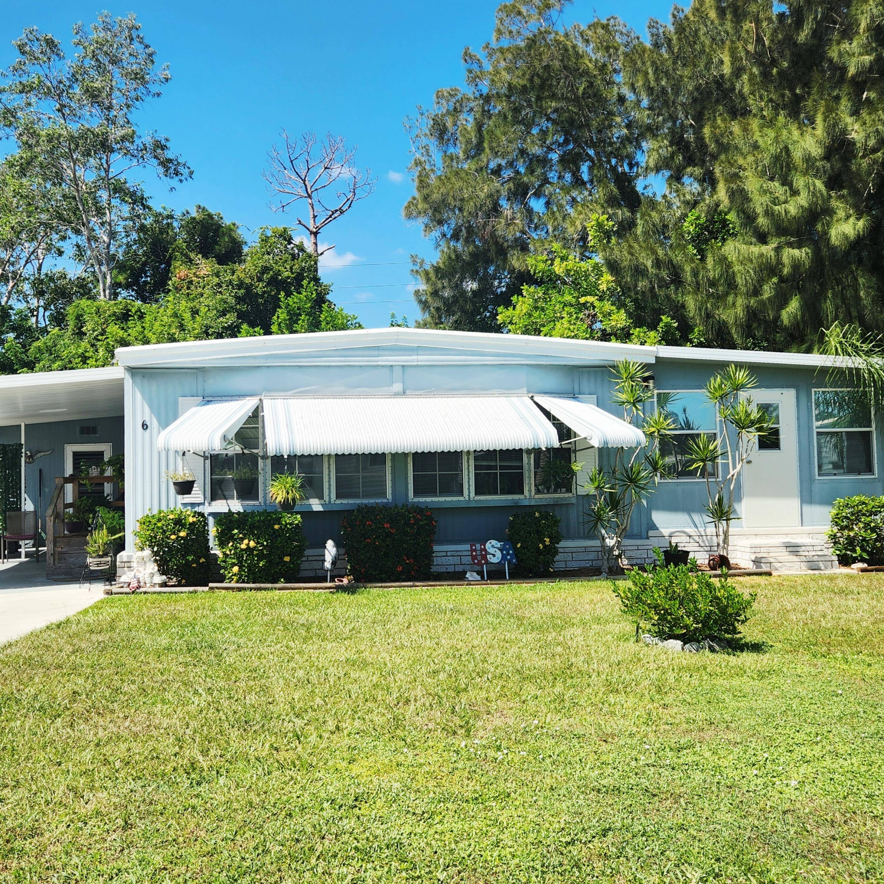 ! Private Yard Area at this 2 bed 2 bath CulDeSac home.