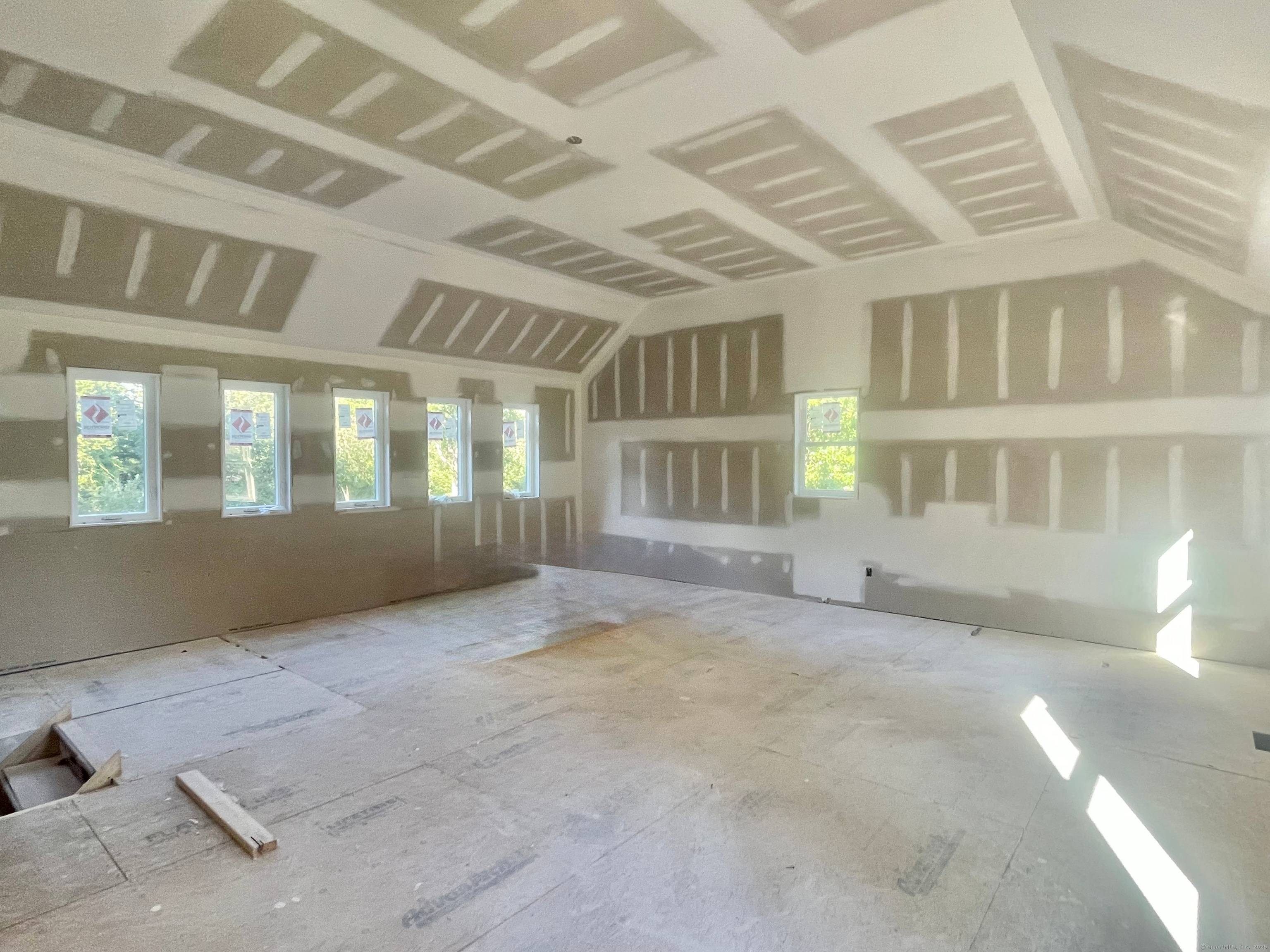 Beautifully crafted New Construction Flexible size Colonial, Featuring 8 Rms 3 4 bedrooms 2.