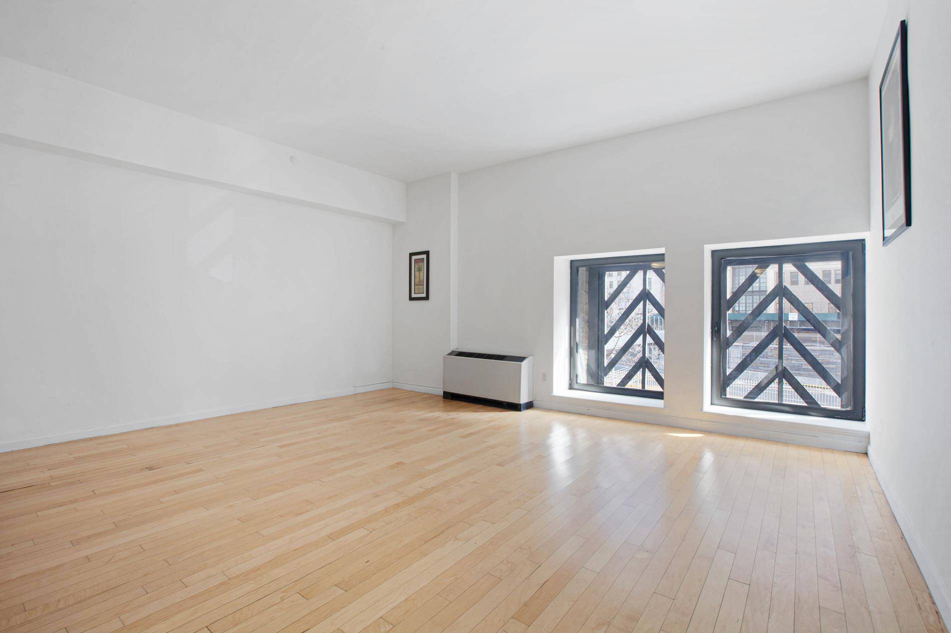 AMAZING LOW PRICE PER SQUARE FOOT on a huge 861sqft loft style studio.