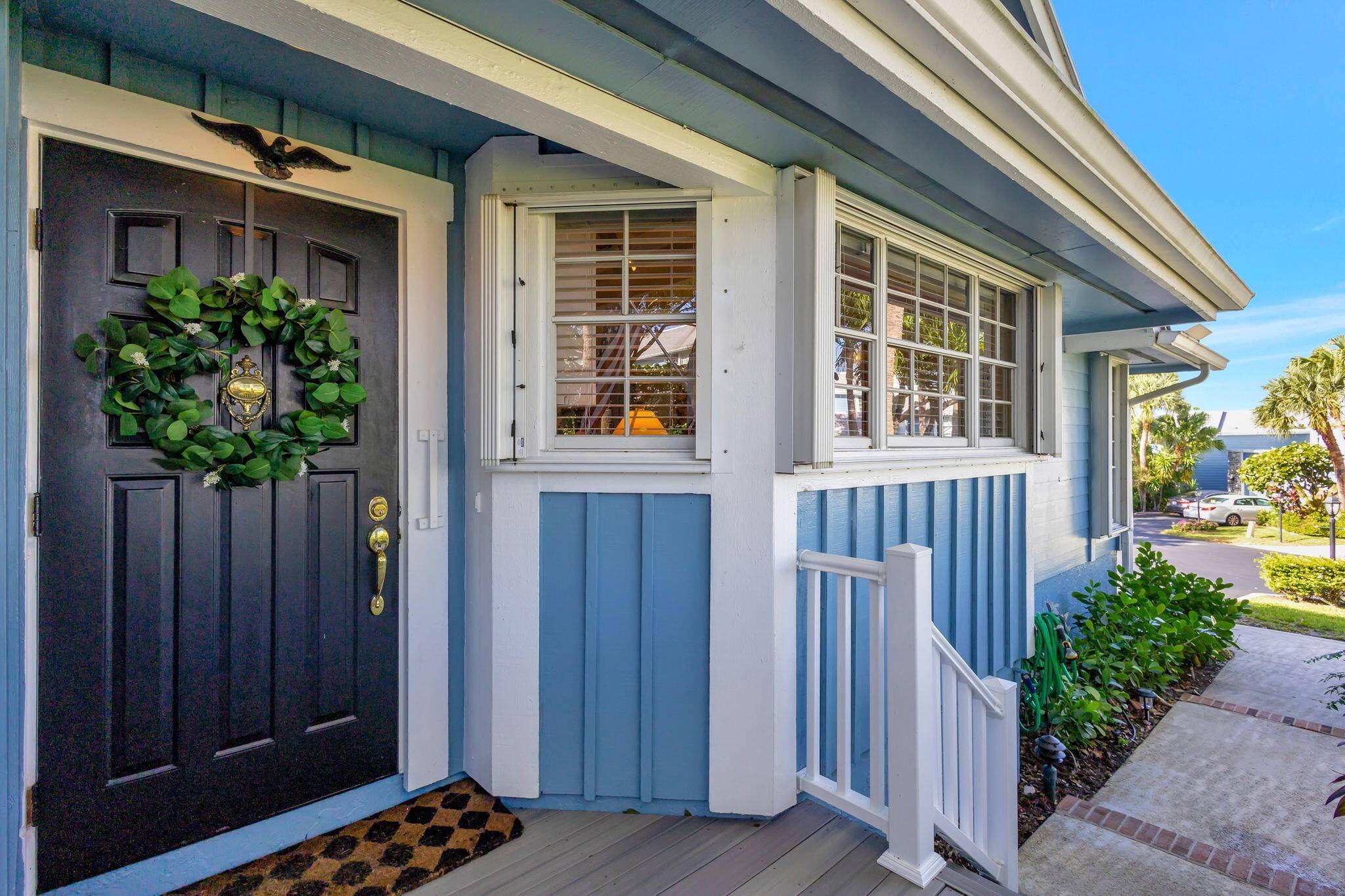 Experience the convenience of single story living in this charming 2 BR 2 BA end unit villa.