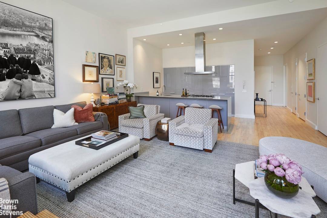 WEST CHELSEA LOFT ONE BEDROOM DEN CONDOMINIUM Welcome to 6C at LOFT25, a sophisticated 1, 199 square foot one bedroom plus den home office residence ideally located on a charming ...