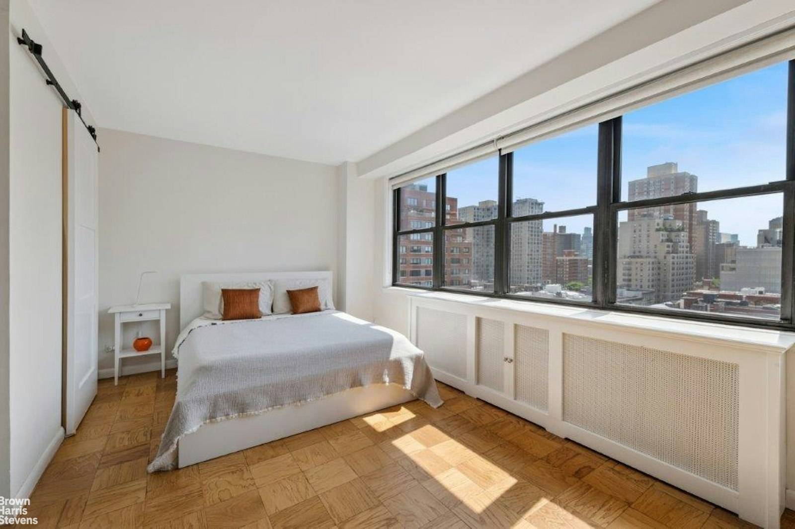 Sunrise to Moonlight Your Elevated Oasis Awaits Move right into this bright, high floor, oversized alcove studio with sweeping open east city views.