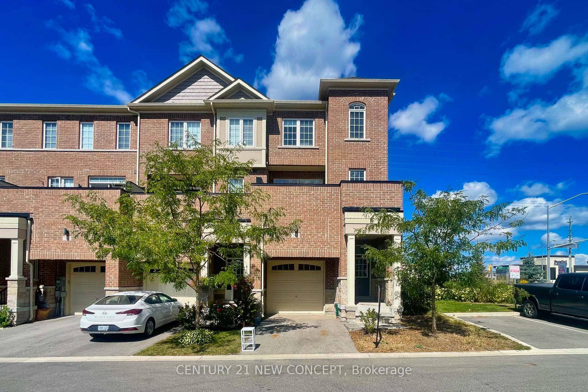 Bright amp ; Spacious End Unit Townhome W Almost 2, 000 Sqft Of Living Space !