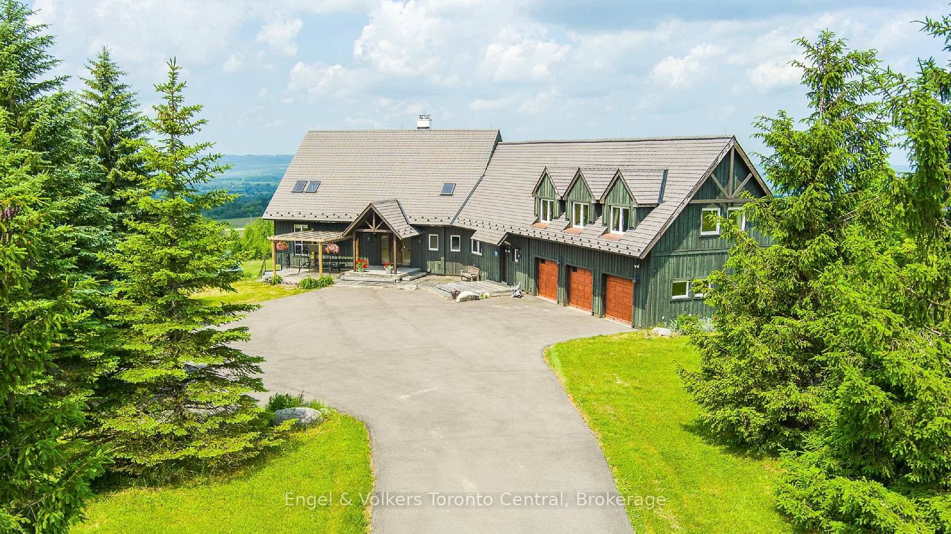 A Majestic Country Estate Overlooking Beaver Valley amp ; Georgian Bay.