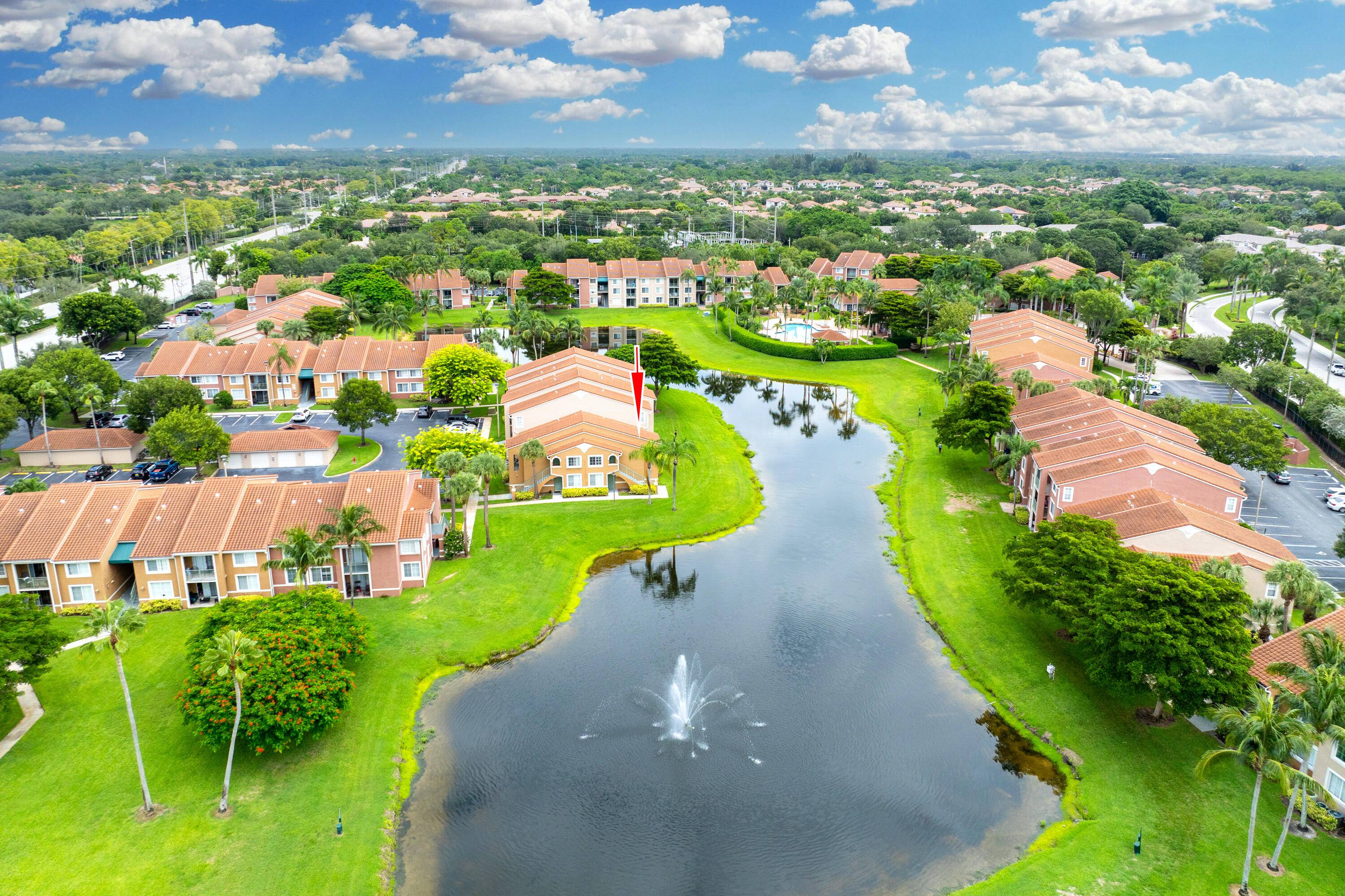 Welcome to this beautifully updated lakefront condo in the sought after St.
