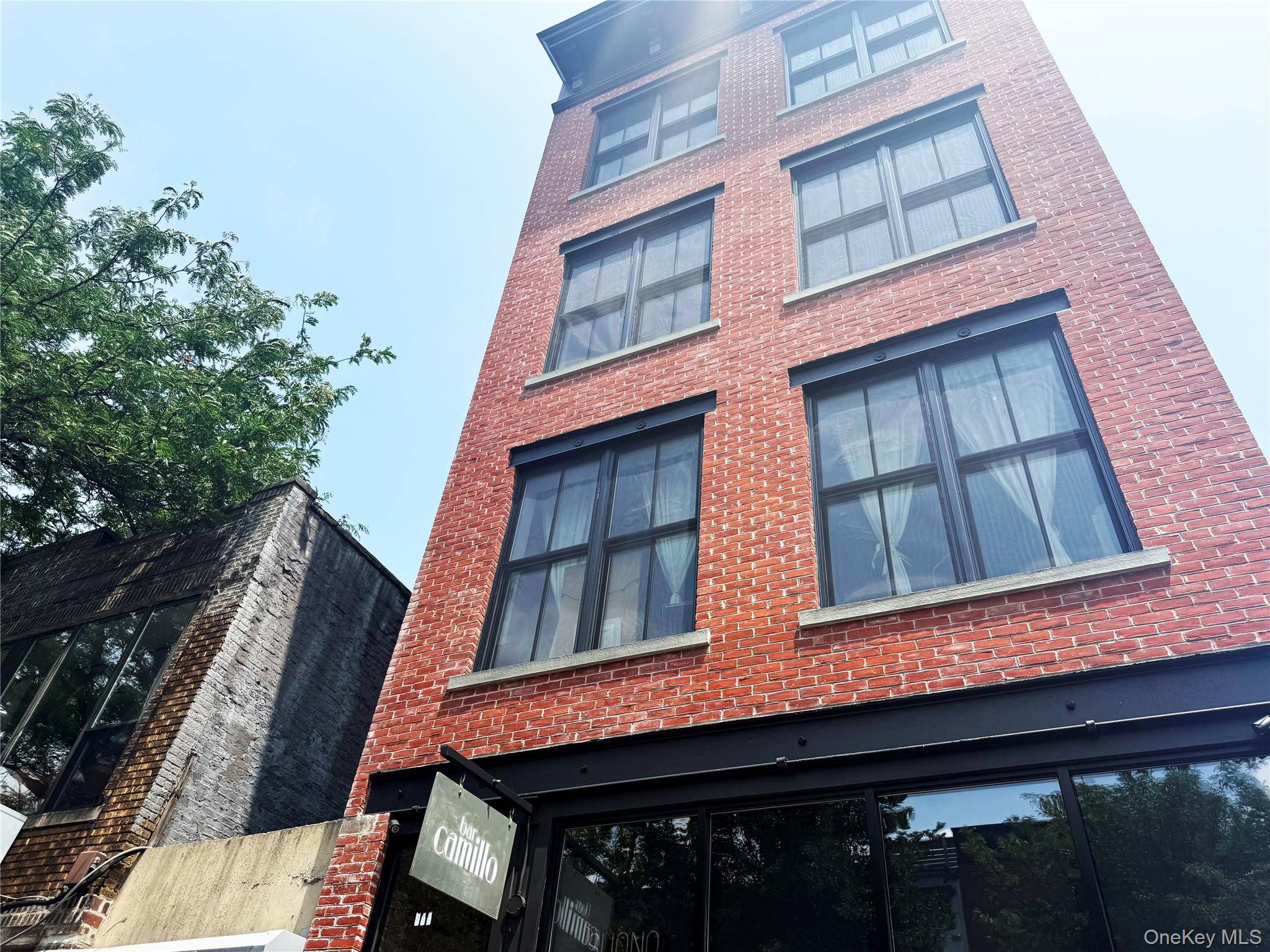 Welcome to 333 Tompkins Avenue 2, a striking and expansive four bedroom, four bathroom home in the heart of Bed Stuy.