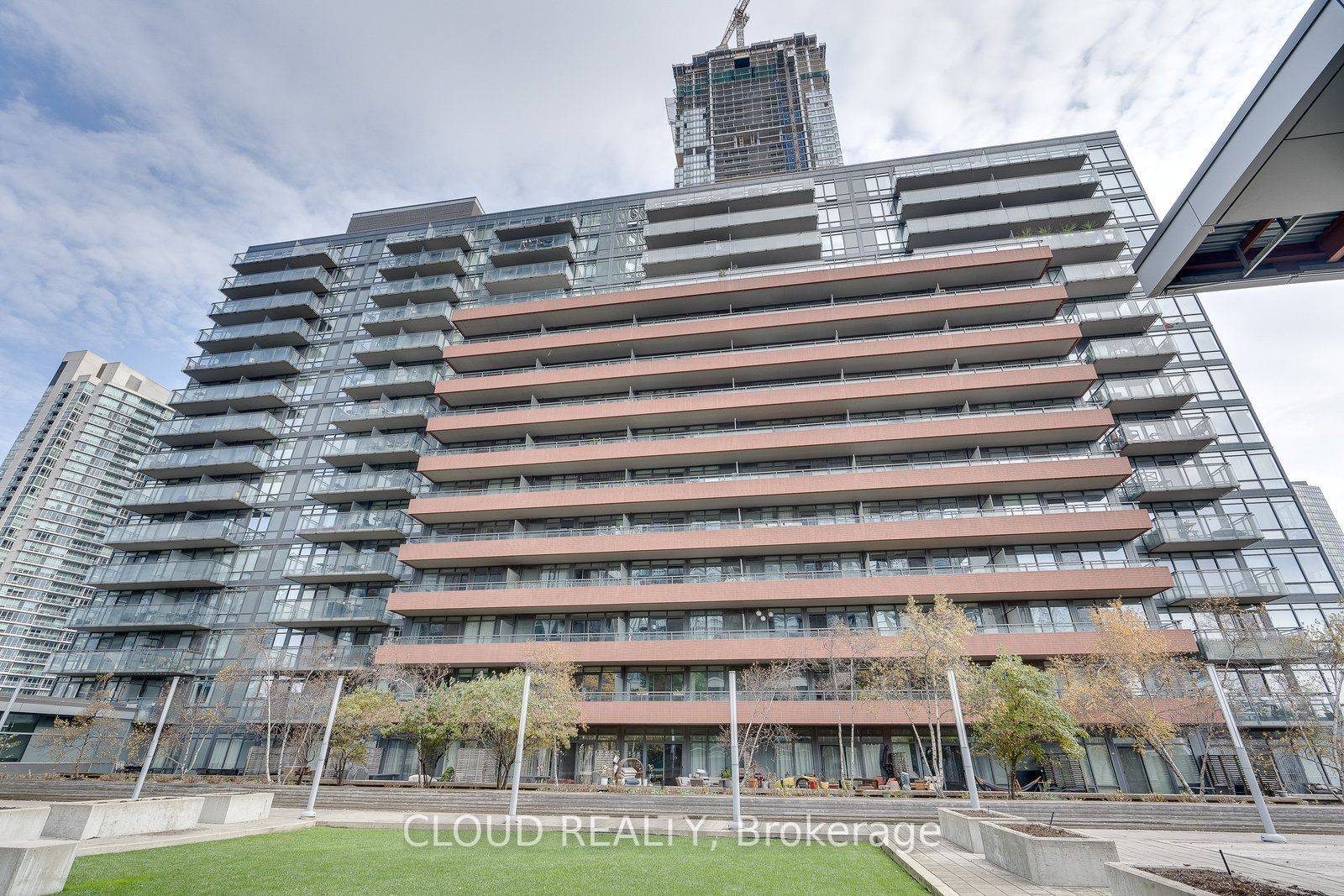 Welcome to Neo Cityplace, where urban living meets waterfront charm !