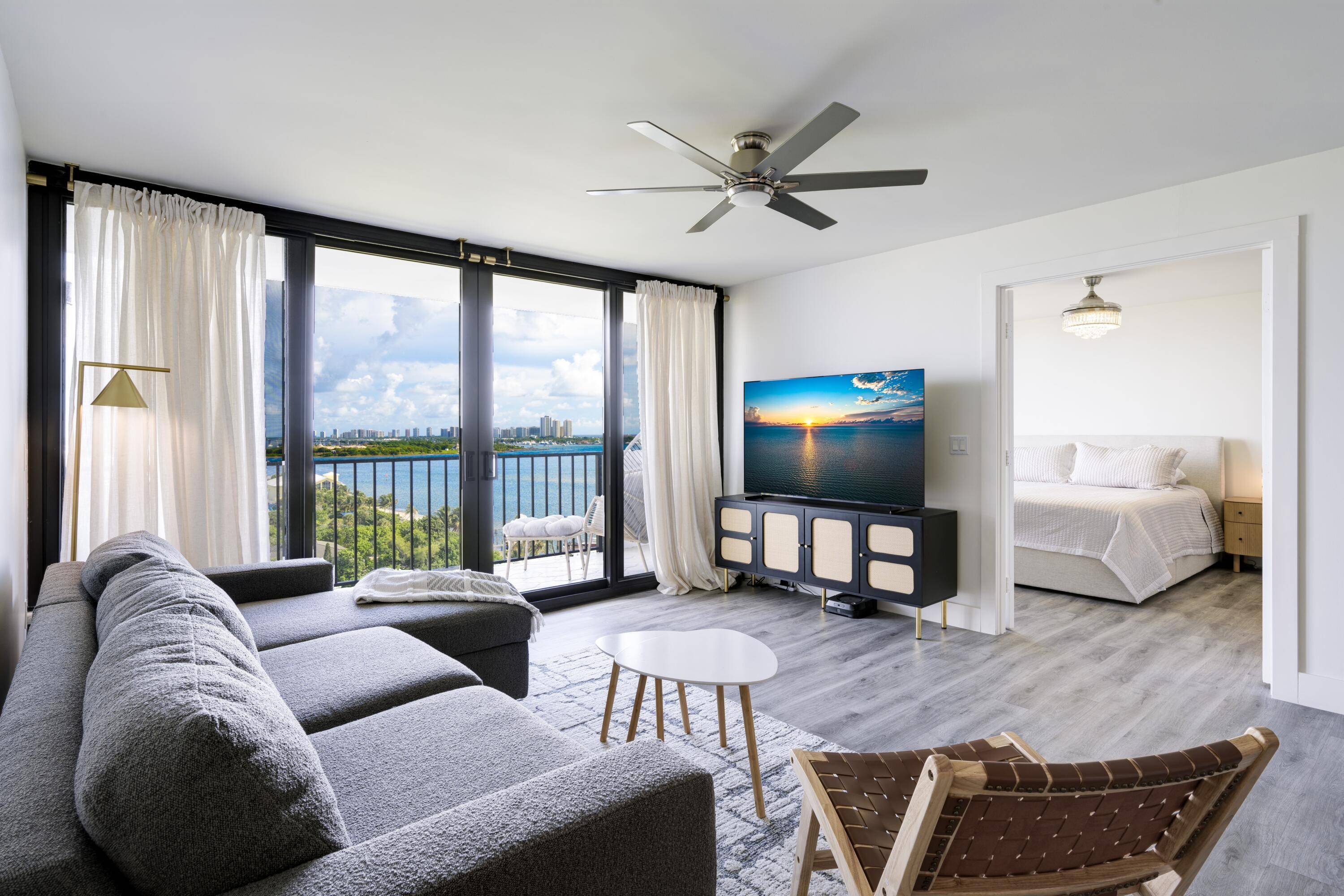 Well appointed condo that has been recently renovated offering ocean and intracoastal views and a beach to relish.