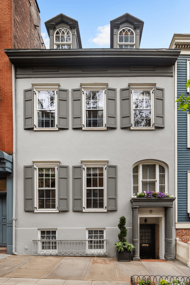 Step into a home worthy of a Brooklyn love story, which is only fitting, as under the discerning care of its owner, a distinguished New York Times bestselling novelist, this ...
