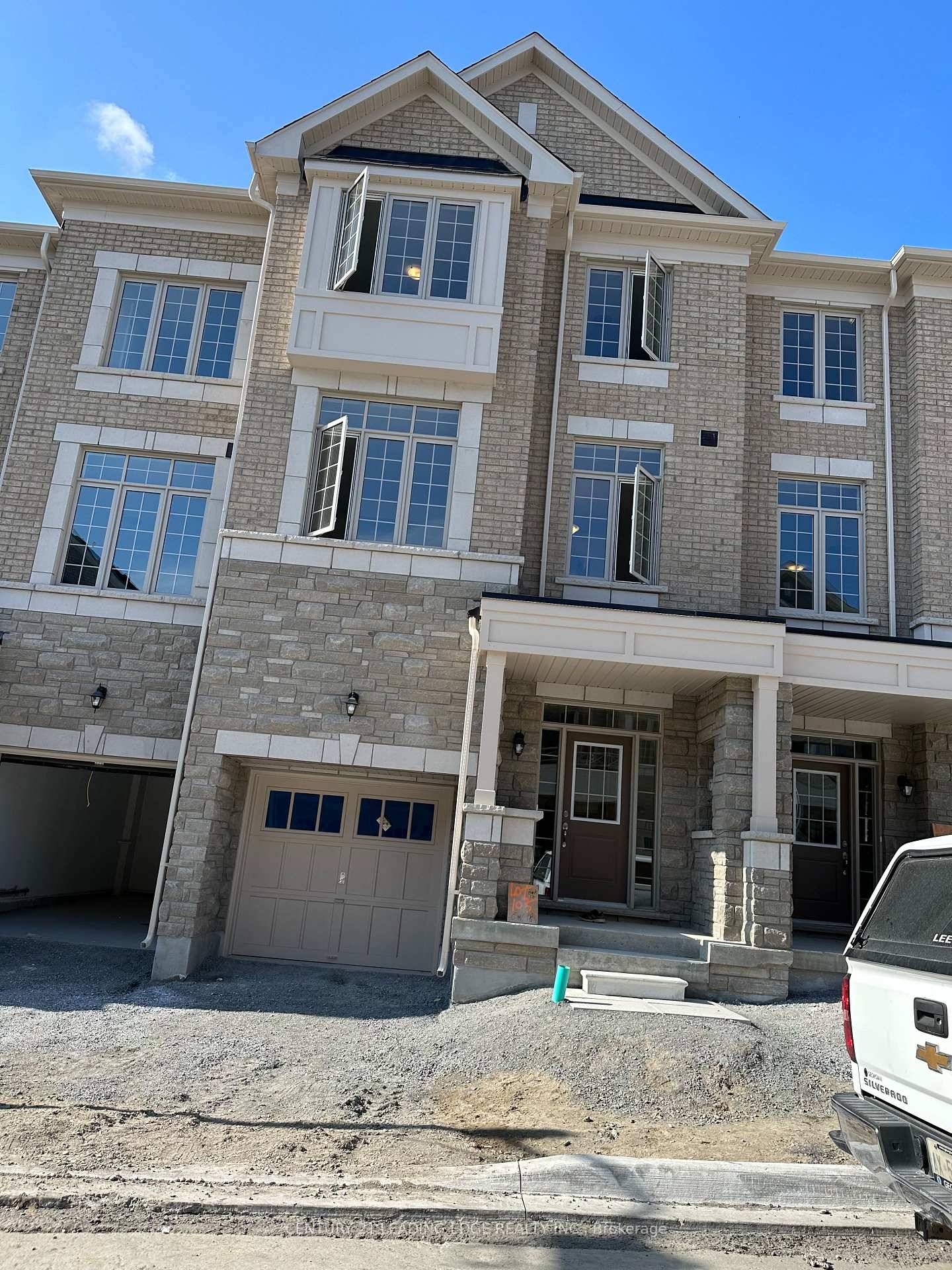 Beautiful Spacious 4 Bedroom Townhouse located near the prime location of Markham and Steeles.