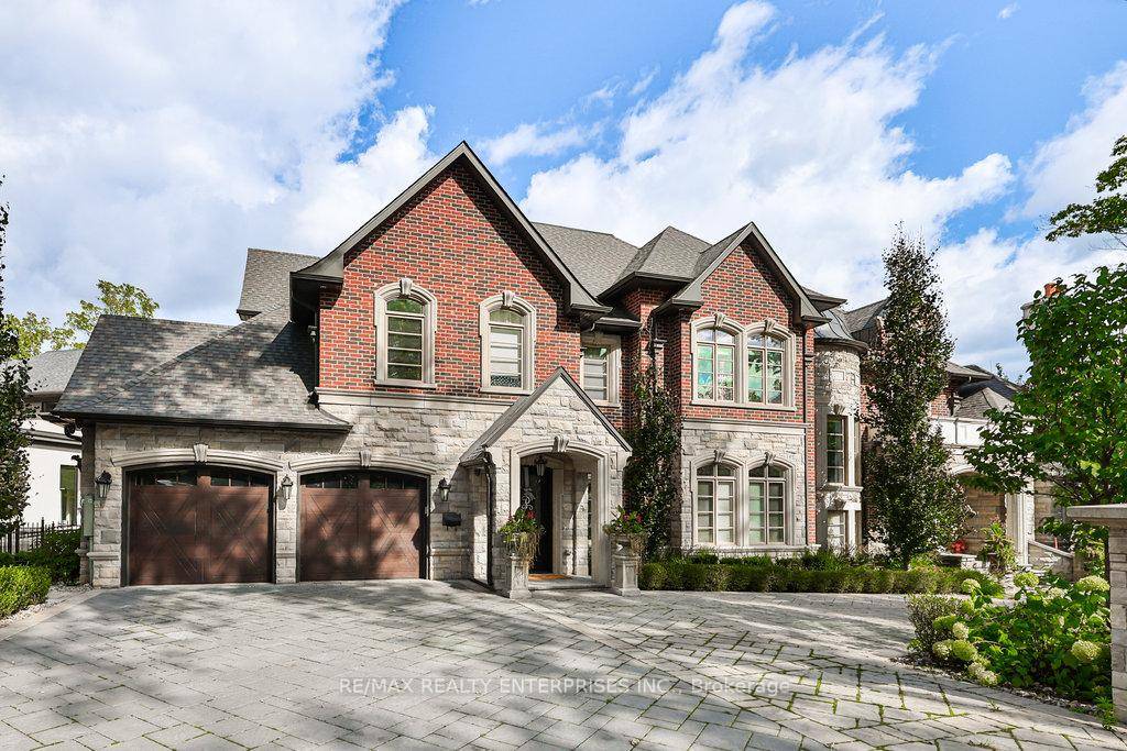 Discover An Unparalleled Custom Built Masterpiece In The Prestigious Mineola West Neighborhood At 1459 Stavebank Road.