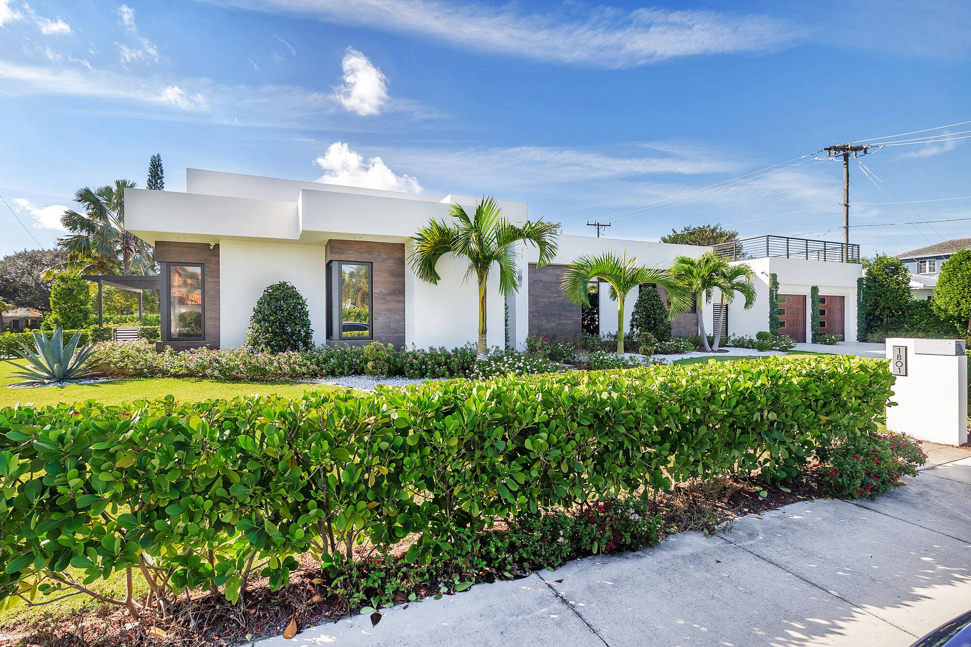 Incredible opportunity to rent this newly built home in the heart of Lake Worth Beach and close to the border of College Park.
