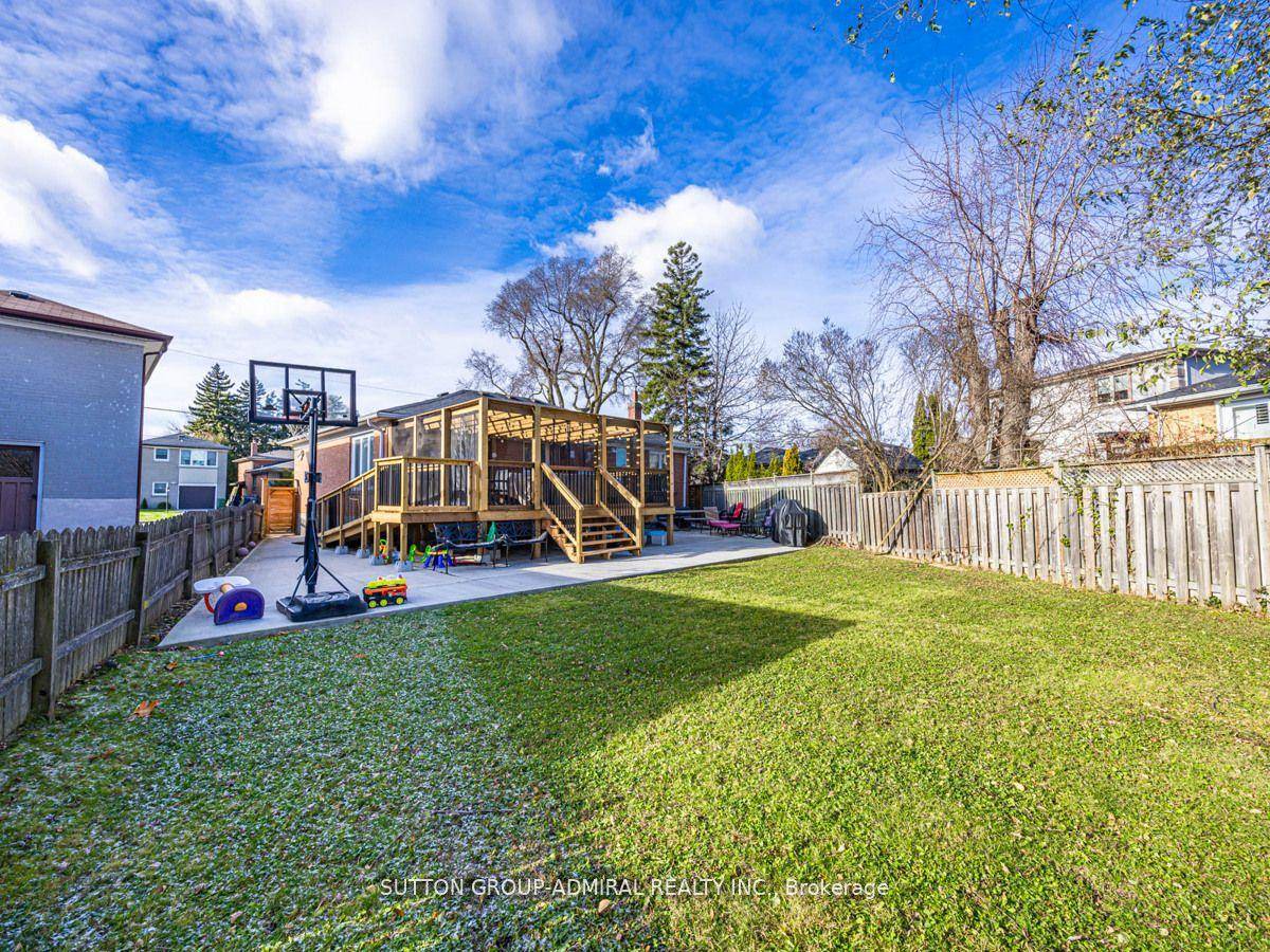 Nestled on a premium lot along one of Clanton Parks most coveted and tranquil streets, this beautifully updated bungalow blends modern living with timeless charm.