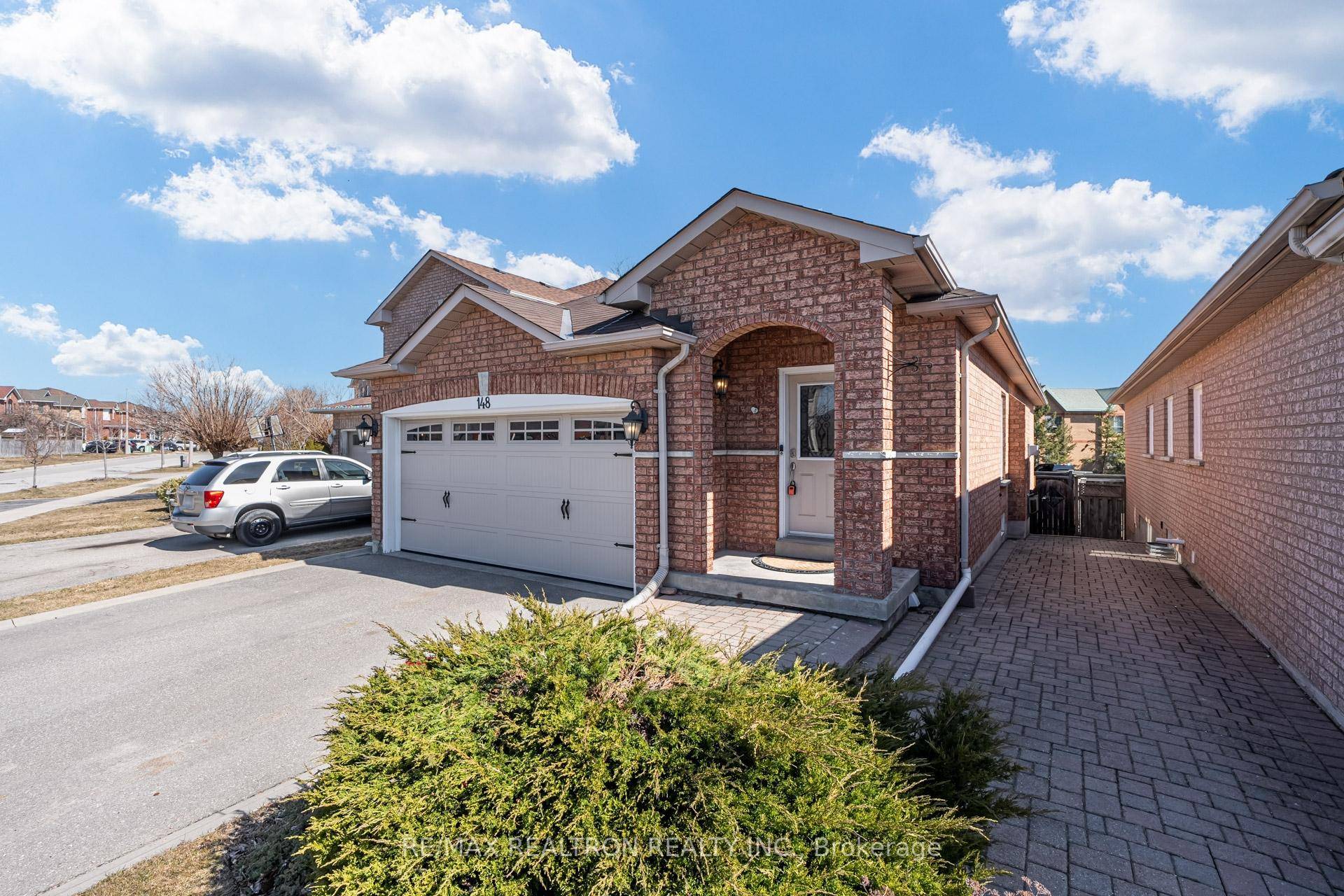 Elegance Bungalow... Appx 2500Sqft of Total Luxury Living Space, Well Maintained 3 Bedrooms In The Heart of Maple.