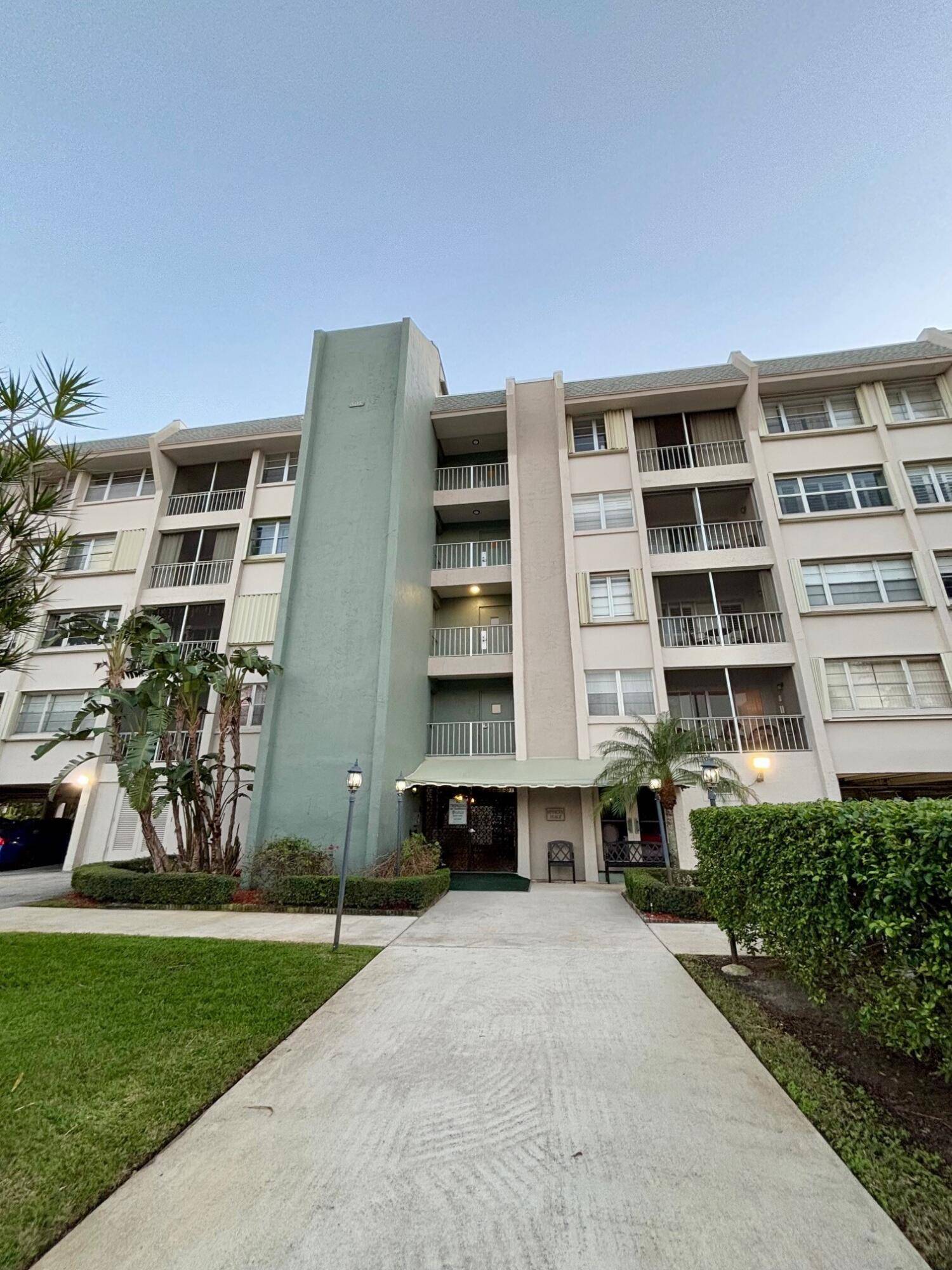 Beautifully remodeled 2 bedroom, two bath condo with a new washer dryer unit.